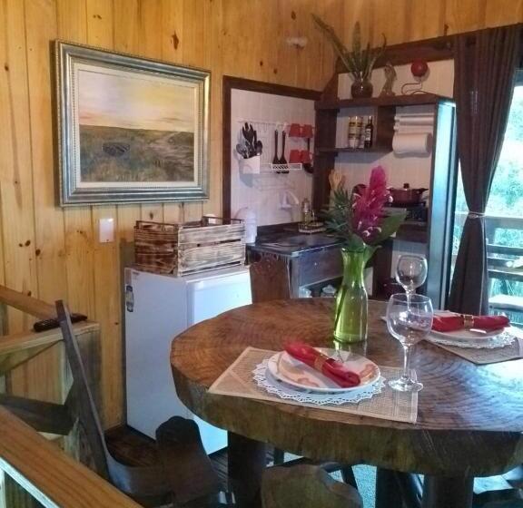 ペンション Holo Pousada Vale Encantado