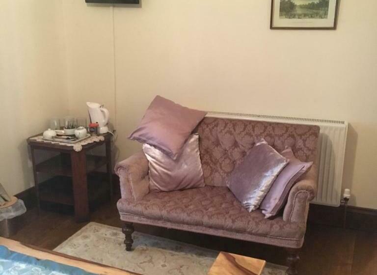 פנסיון Manor Lodge Guesthouse