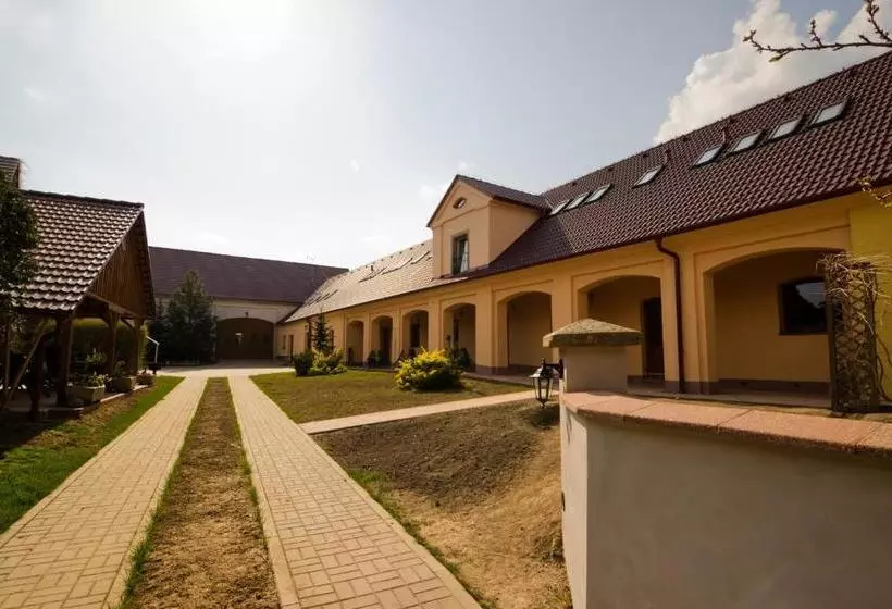 Majatalo Penzion Bednářův Dvůr