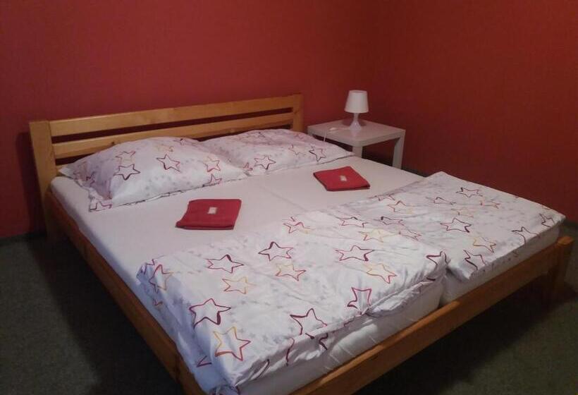 بنسيون Penzion Na Přehradě