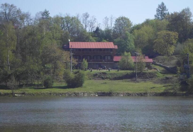 بنسيون Penzion Na Přehradě