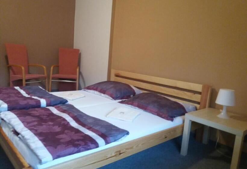 بنسيون Penzion Na Přehradě