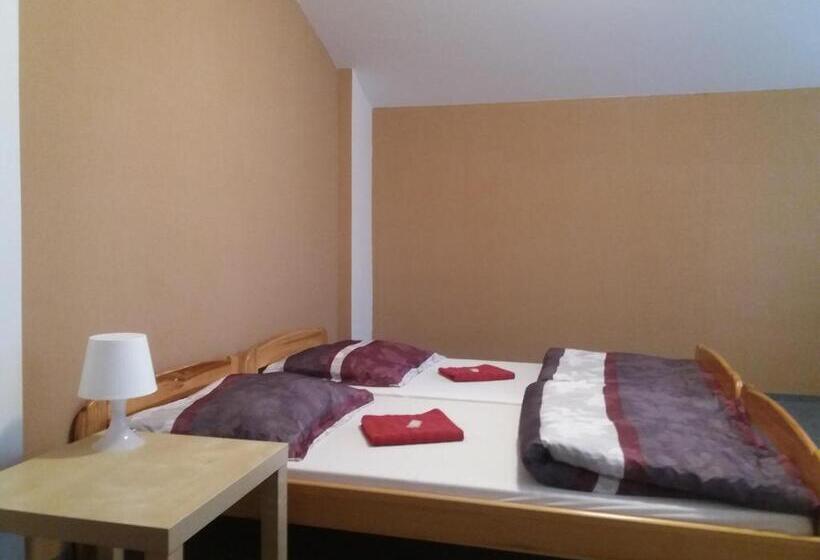 بنسيون Penzion Na Přehradě