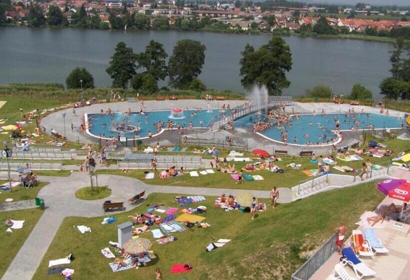 بنسيون Penzion Samorost