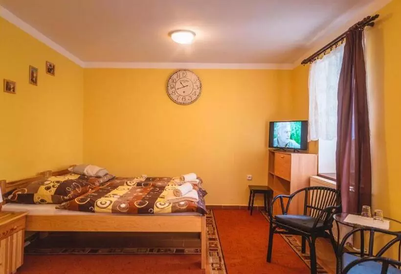 Majatalo Penzion Samorost