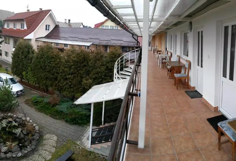 Majatalo Penzion Zelený Dom