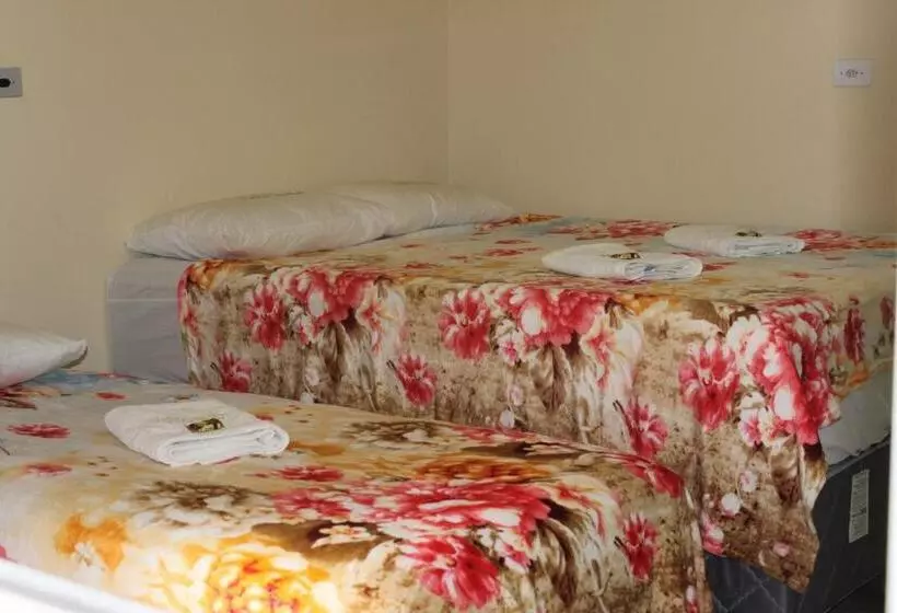 ペンション Pousada Villa Bella