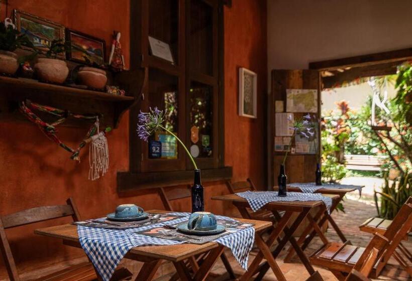 بنسيون Tiô Isolda Artes & Hospedaria