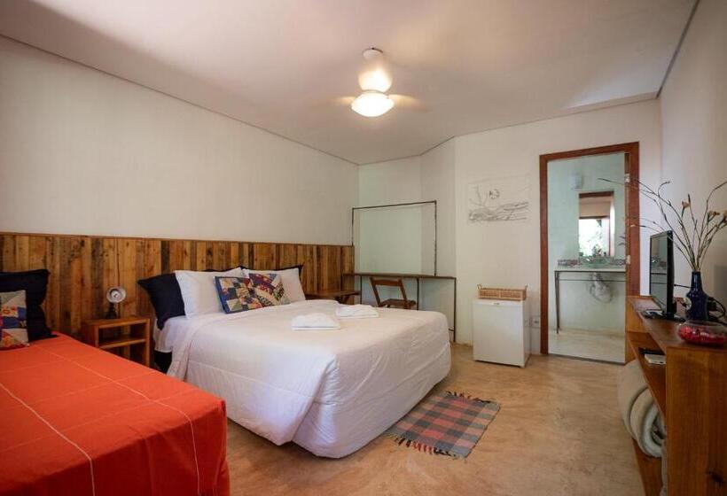 بنسيون Tiô Isolda Artes & Hospedaria