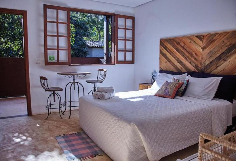 بنسيون Tiô Isolda Artes & Hospedaria