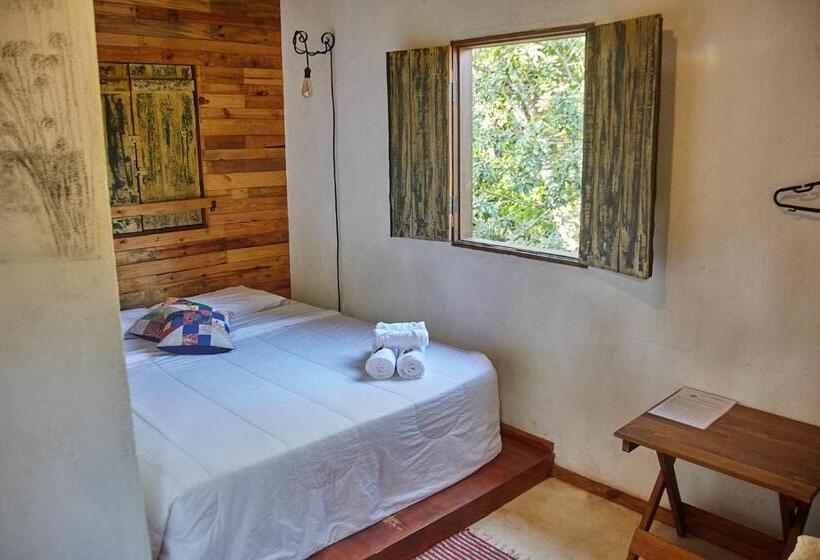 بنسيون Tiô Isolda Artes & Hospedaria