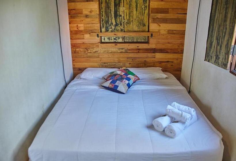 بنسيون Tiô Isolda Artes & Hospedaria