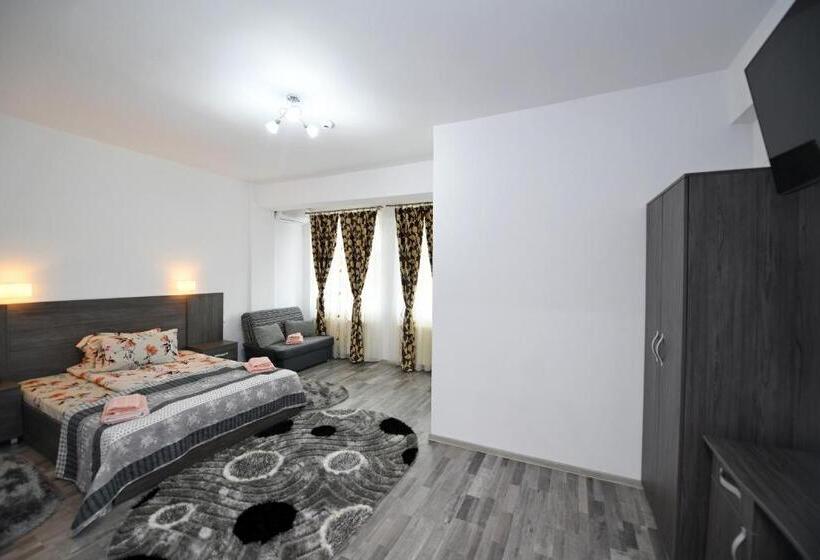 پانسیون Trident