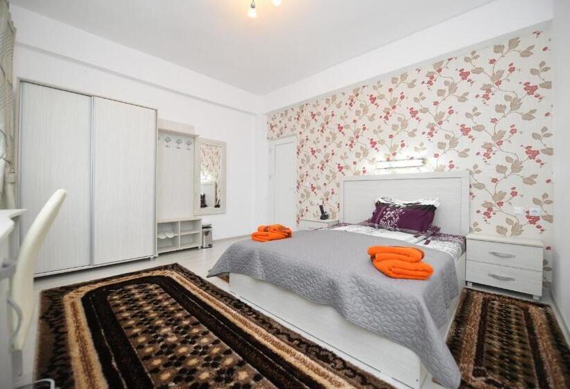 پانسیون Trident