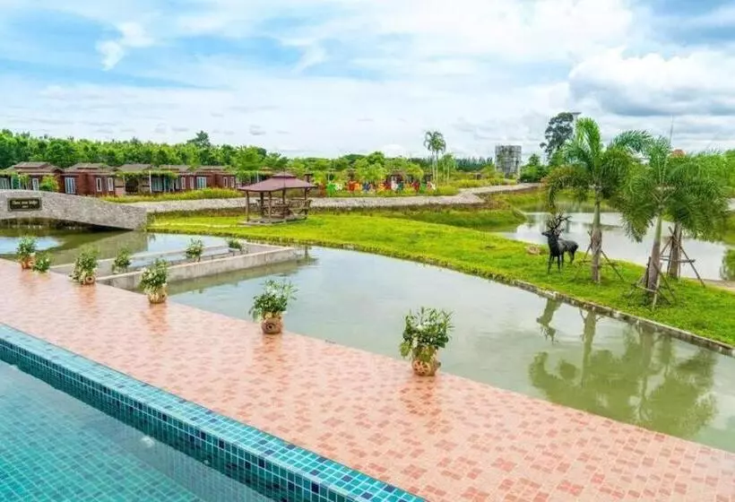 Prew Lom Chom Nam Resort