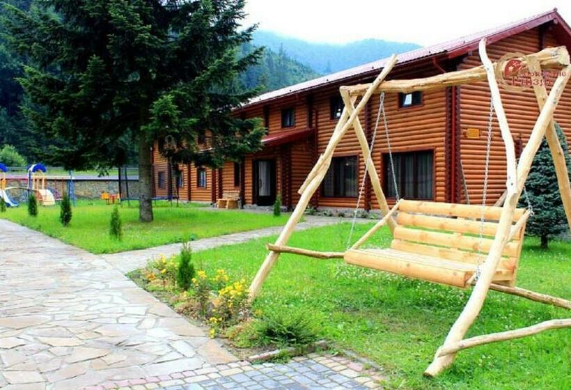 فندق صغير Sokolyne Gnizdo