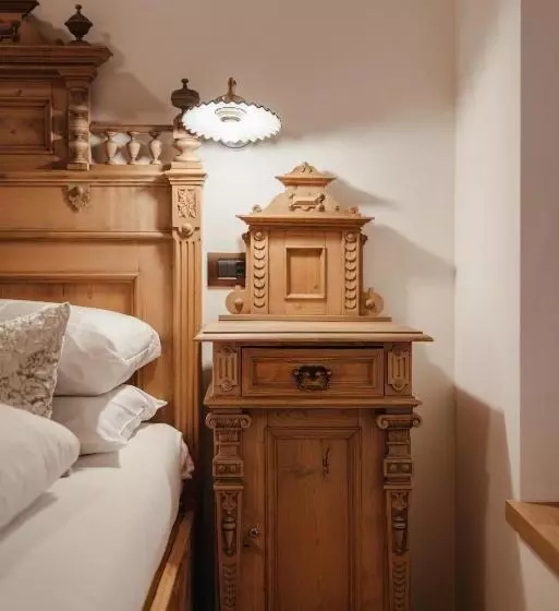 ホテル Albergo Posta Pederoa