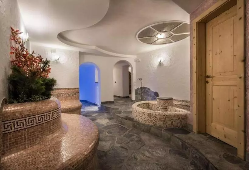 ホテル Albergo Posta Pederoa