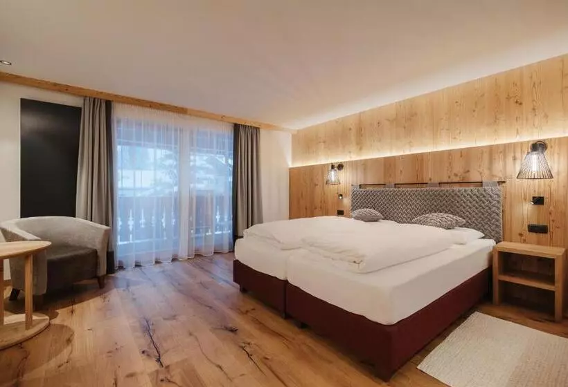 ホテル Albergo Posta Pederoa