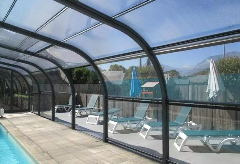 Hotelli Hôtel Chez Pierre D'agos