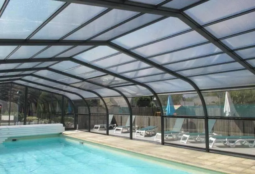 Hotelli Hôtel Chez Pierre D'agos