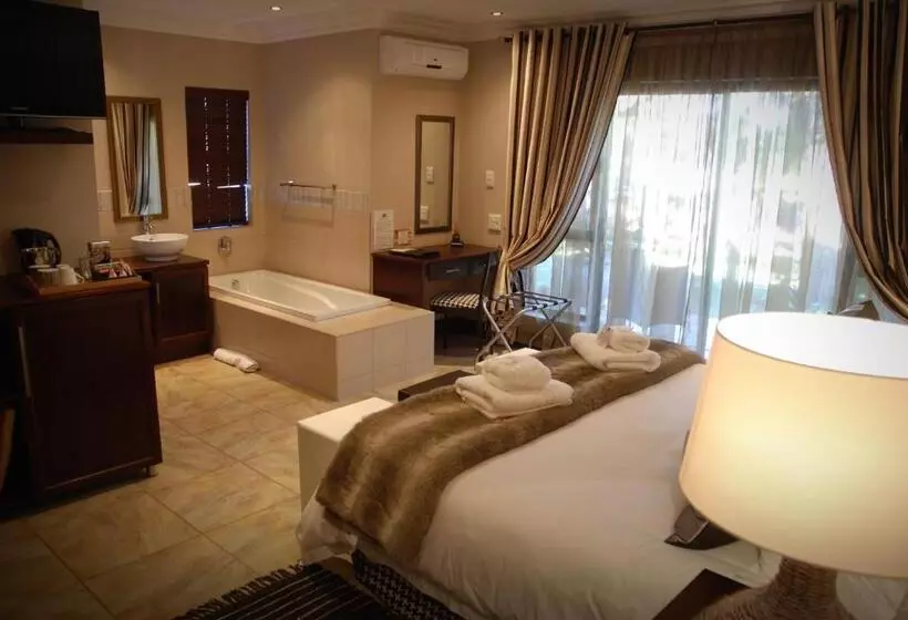 Hotelli Kathuhari Guesthouse