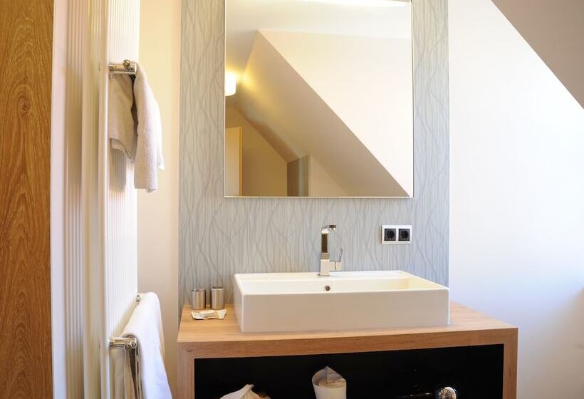 Hotel Landgasthof Zum Schwarzen Adler