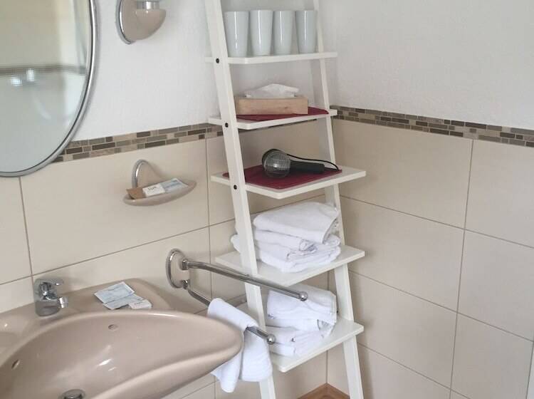 Hotel Landgasthof Zum Schwarzen Adler