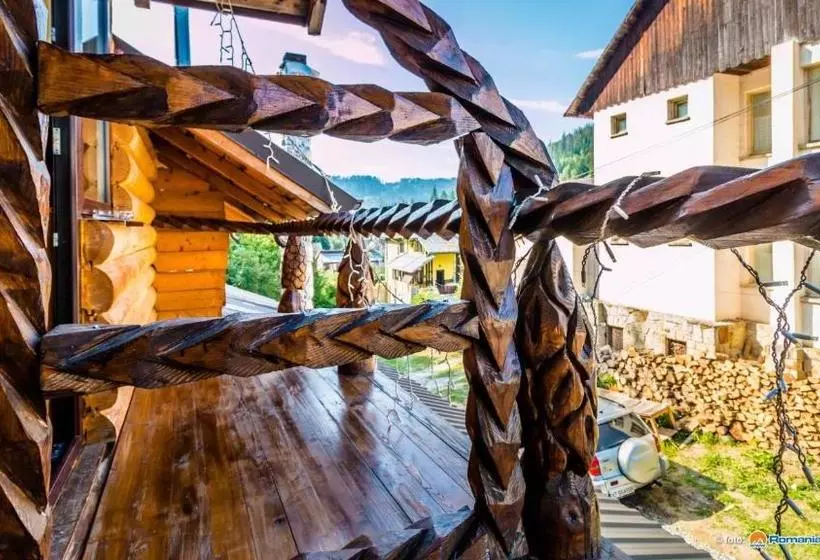 Hotelli Taverna Ceahlau