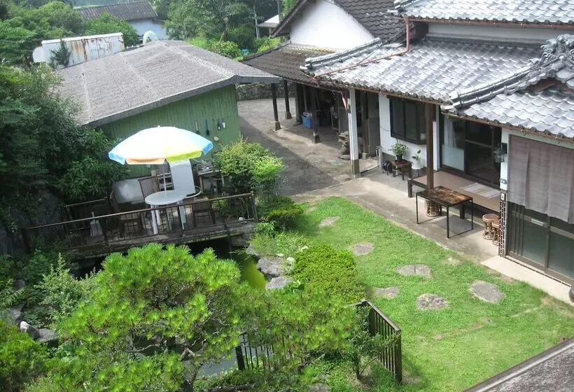 Majatalo Guesthouse Fukiaesu