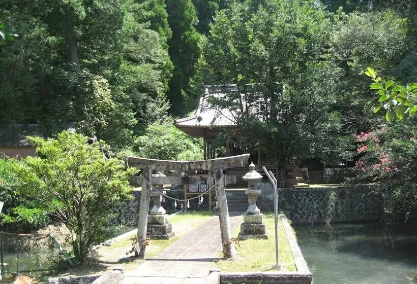 Majatalo Guesthouse Fukiaesu