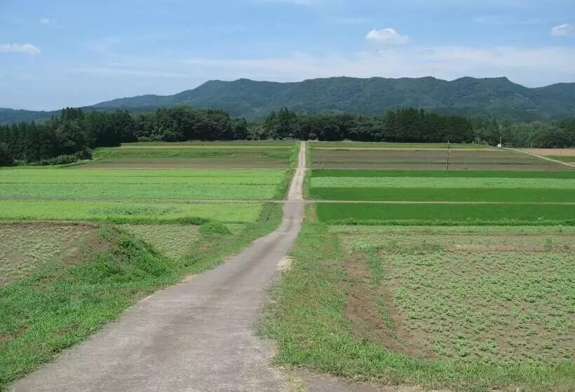 Majatalo Guesthouse Fukiaesu