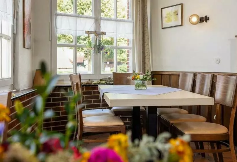 Majatalo Landgasthaus Berns De Bakker