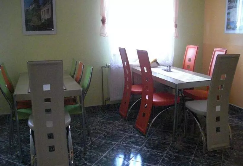 Majatalo Penzion Aneta