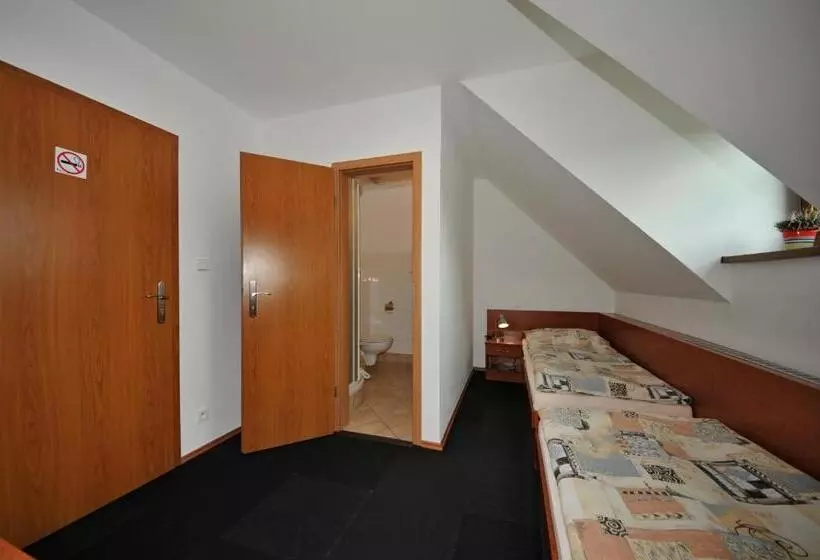 Majatalo Penzion Praktik Krumlov