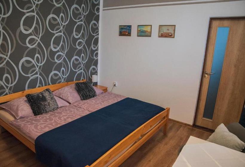 Panzió Penzion U Tří Lip Hevlín