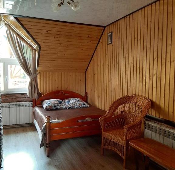 بنسيون Zatyshok