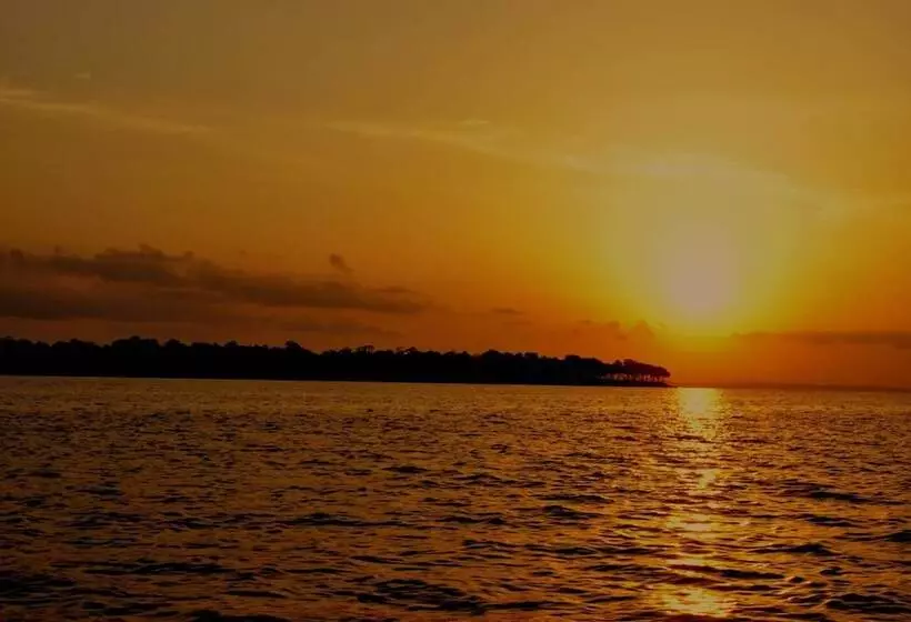 Lomakeskus Sea Shell Neil