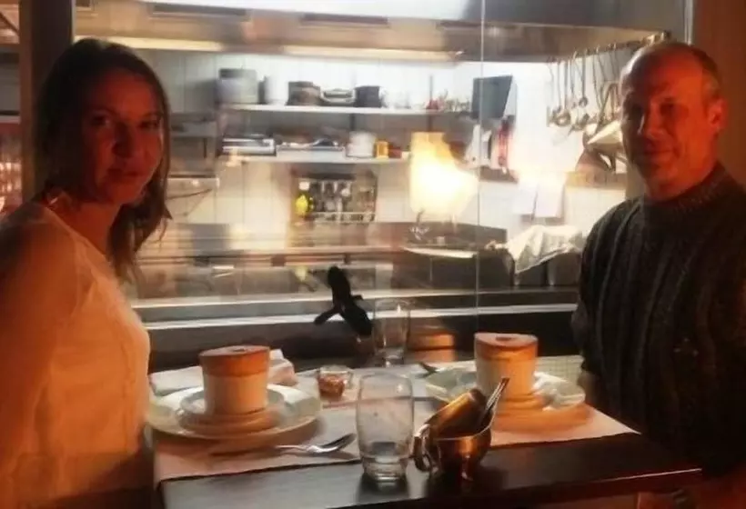 ユースホステル Hôtel Au Boeuf Rouge