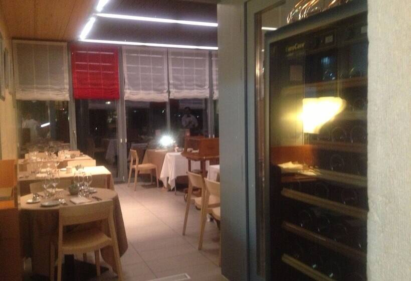 旅馆 Hôtel Au Boeuf Rouge