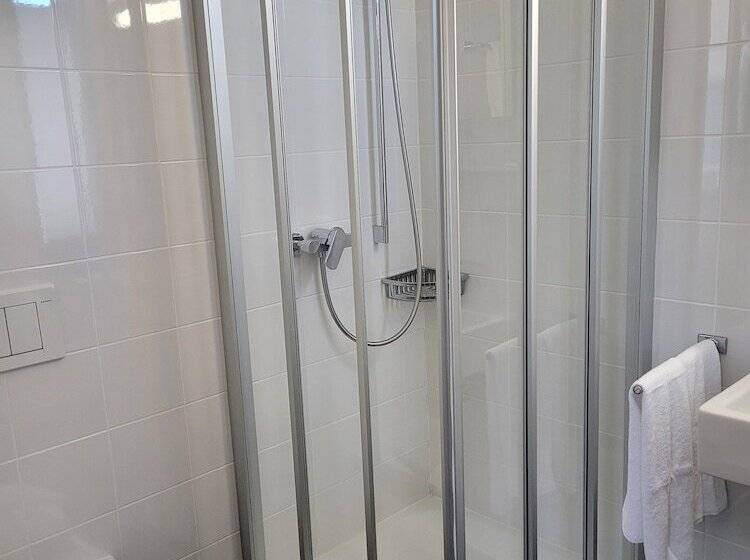 旅馆 Hôtel Au Boeuf Rouge