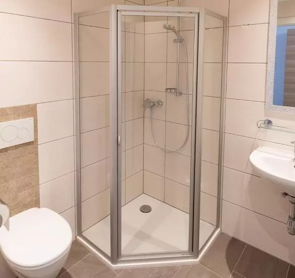 ベッドアンドブレックファースト Ferienwohnungen Schöbringer