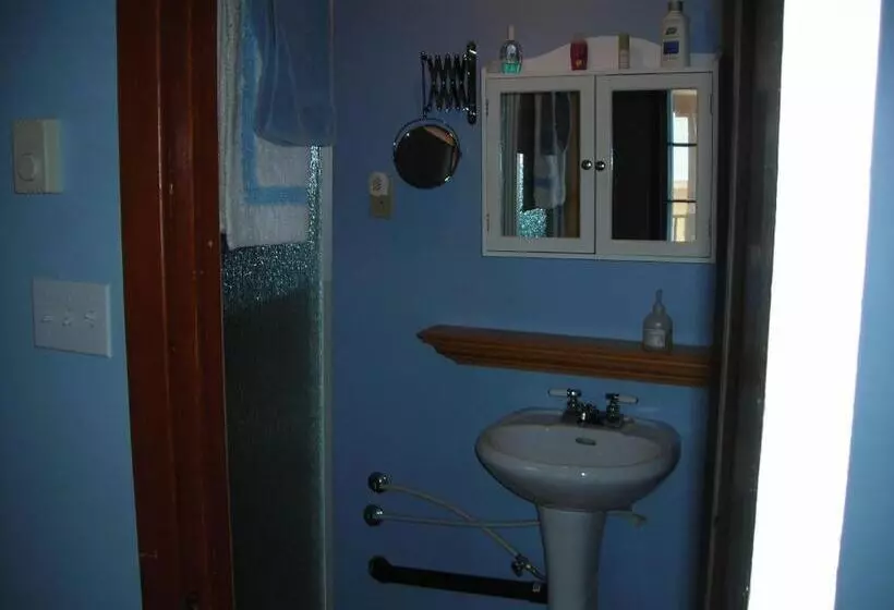 Aamiaismajoitus (B&B) Gîte Des Hauteurs Et Café De La Place