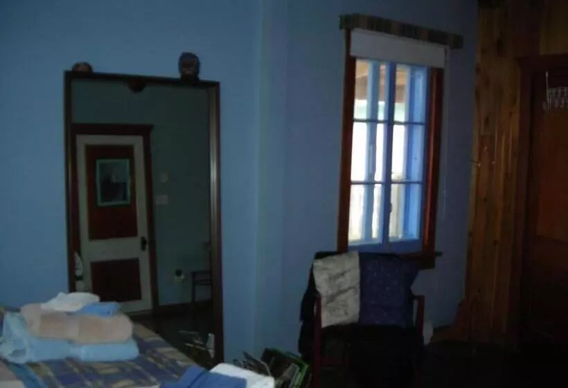 Aamiaismajoitus (B&B) Gîte Des Hauteurs Et Café De La Place