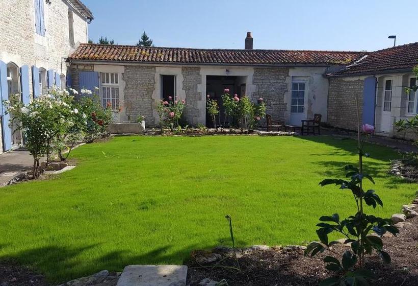 مبيت وإفطار La Closeraie