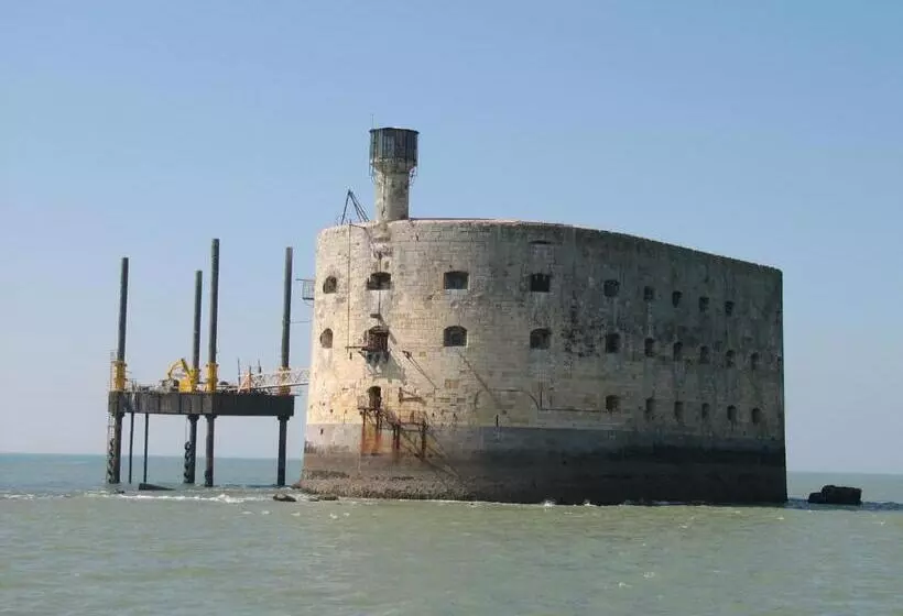 ベッドアンドブレックファースト La Closeraie