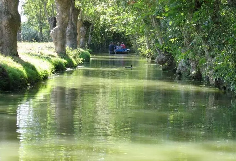ベッドアンドブレックファースト La Closeraie