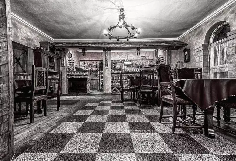 Bástya Panzió és étterem