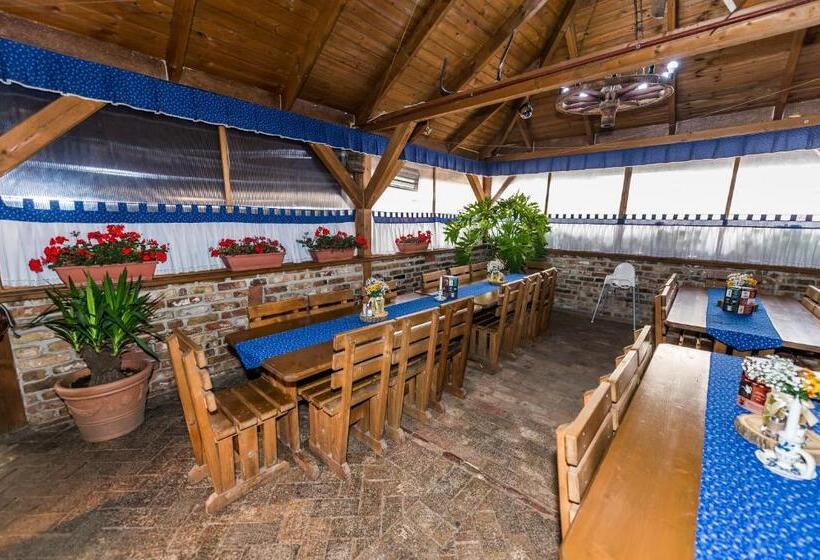 Bástya Panzió és étterem