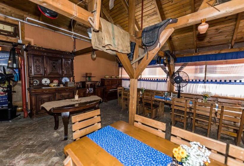 Bástya Panzió és étterem